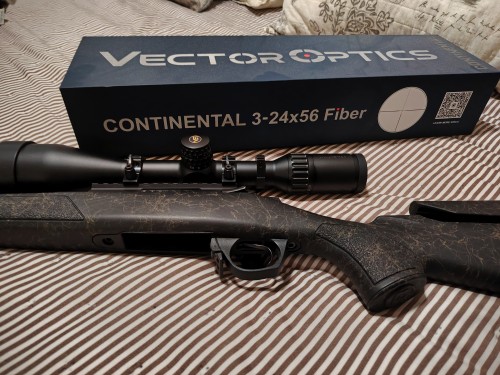 imagen de Vector optics continental ED fiber 3-24x56 montado en b14 Sierra 308