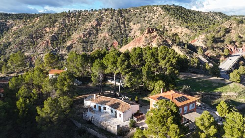 imagen de Vendo finca de caza en el macizo del caroig (Valencia)