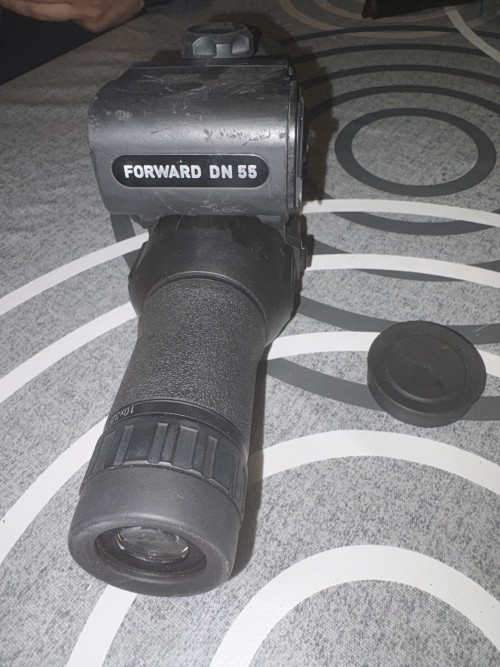 imagen de Visor Forward DN55 y linterna infrarrojos